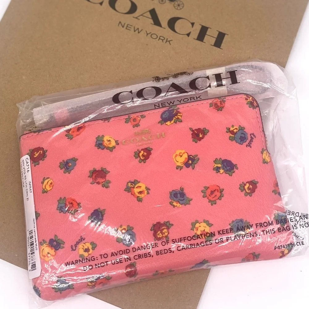 Coach Corner Zip Wristlet Wallet With Mini Vintage Rose Print